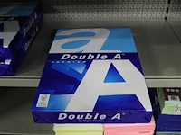 Drie pakken a3 papier - afbeelding 2 van  2