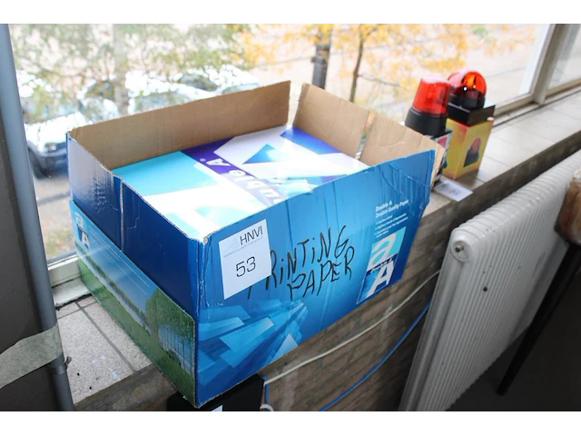 Drie pakken a3 papier. - afbeelding 1 van  2