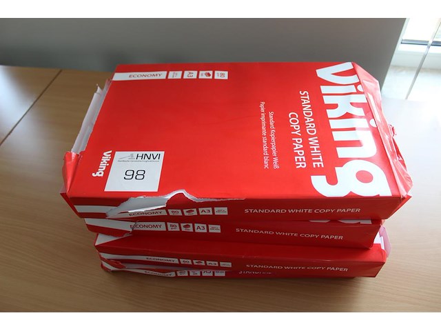 Drie pakken a3 papier. - afbeelding 1 van  1