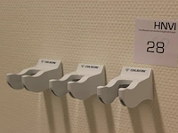 Drie pipetwandhouders gilson. - afbeelding 1 van  1