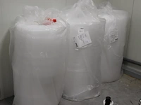 Drie rollen bubbelfolie met breedte 100 cm. - afbeelding 1 van  2