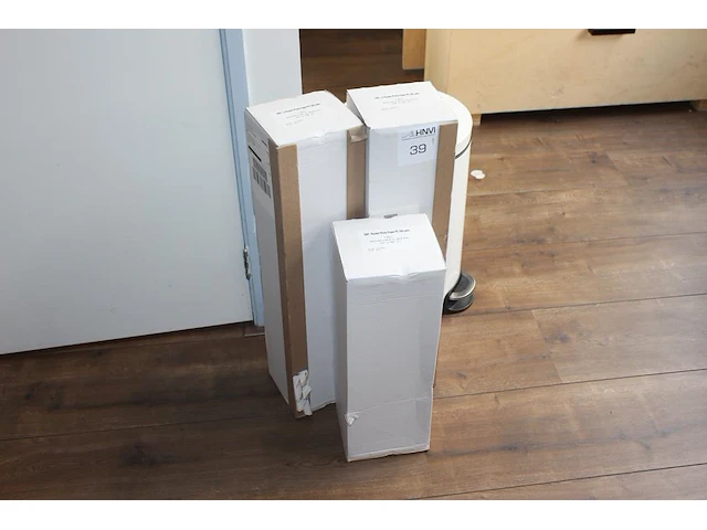 Drie rollen fotopapier 2 x 3507-ij rocket photo paper pe 250 satin 610mm x 45m en 1 x 432 x 45m. - afbeelding 1 van  3