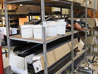 Drie stellingen met houten legbladen. afmeting 303 x 80 x 214 cm en 400 x 80 x 157 cm. en 400 x 160 x 157cm. - afbeelding 3 van  4