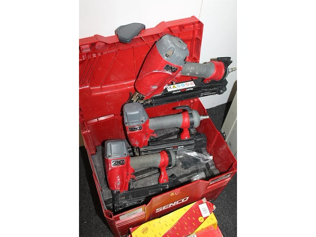 Drie tackers senco in koffer. - afbeelding 3 van  3