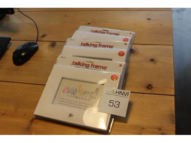 Drie talking frames. - afbeelding 1 van  2