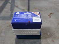 Drie verbanddozen. - afbeelding 1 van  1