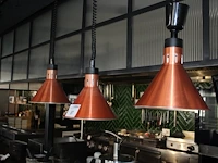 Drie warmhoudlampen in koperkleur met doorsnede 28 cm. - afbeelding 3 van  3