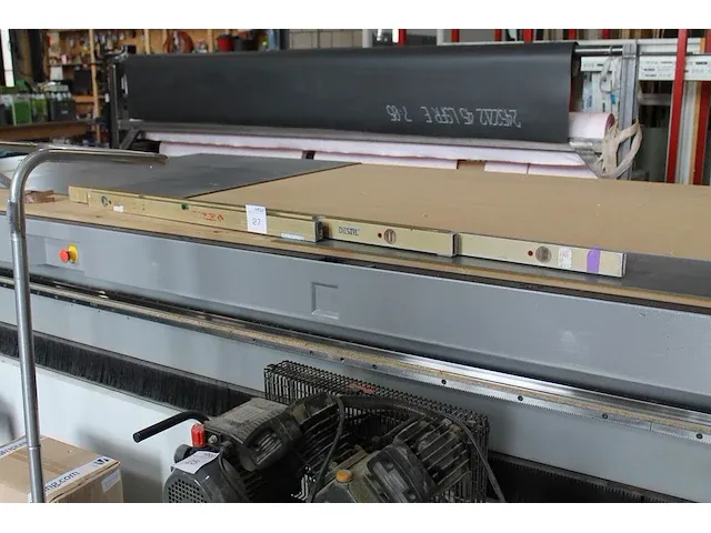 Drie waterpassen, 180, 150 en 100 cm. - afbeelding 1 van  4