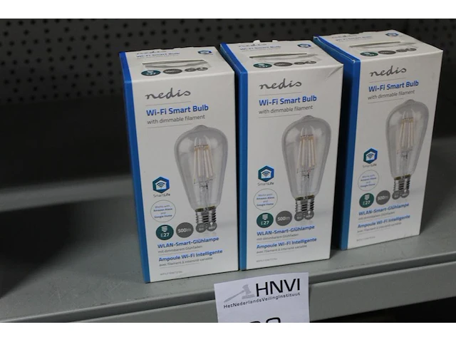 Drie wi-fi smart bulbs nedis type wifilf10wtst64, 40 w, felheid 500 lm - afbeelding 1 van  2