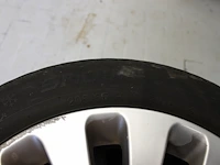 Drie winterbanden vredestein 205/55r16 met profieldiepte 4-5 mm op aluminium velgen. - afbeelding 3 van  3