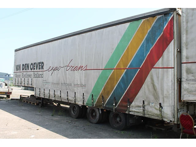 Drieassige trailer netam-fruehauf oncz36-324a met inrichting "open wagen met vast dak", afstand hartkoppeli... - afbeelding 1 van  3