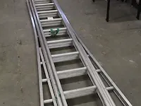 Driedelige aluminium ladder lsc met 3 x 10 treden - afbeelding 3 van  3