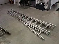 Driedelige aluminium ladder lsc met 3 x 12 treden - afbeelding 2 van  3