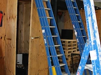 Driedelige aluminium ladder skyworks. 3x12 treden. - afbeelding 2 van  3