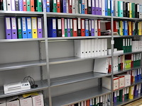 Driedelige magazijnstelling. afmeting 365 x 42 x 200 cm. - afbeelding 5 van  5