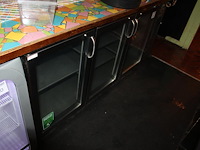 Driedeurs koeling gamko e3/222gmucs84. afmeting 200 x 60 x 87 cm.