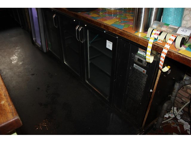 Driedeurs koeling gamko e3/222gmucs84. afmeting 200 x 60 x 87 cm. - afbeelding 2 van  2