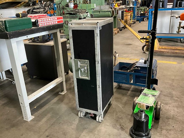 Driessen / klm dlh 573 vliegtuig trolley half formaat - afbeelding 1 van  7