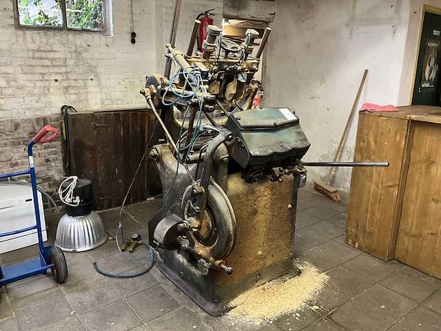 Drievoudige klompenboormachine - afbeelding 3 van  10