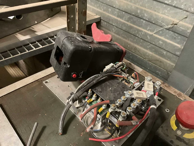 Drive and lift power - afbeelding 2 van  2