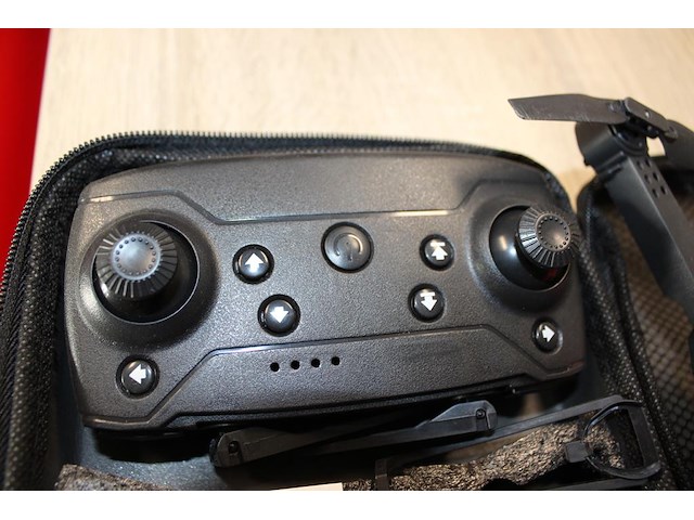 Drone pro. let op: accu en lader ontbreken. - afbeelding 3 van  3