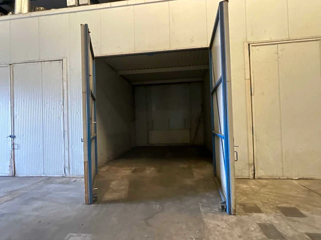 Droogkamer, 5 units v.v. dubbele deur, radiatoren, ventilatoren (24x7x5,6 meter) - afbeelding 3 van  7