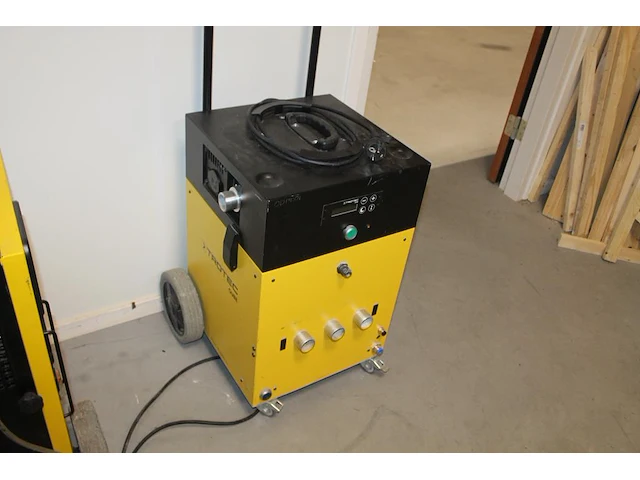Droogsysteem trotec multicube bestaande uit waterabsorbers (wa) , geluidsdempers (nr19), vacuümpomp (vx5),... - afbeelding 6 van  7