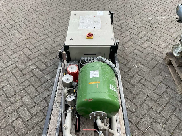 Drukverhogingsinstallatie - afbeelding 1 van  10