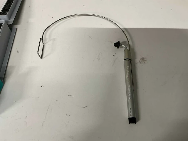 Drum mediclaser oorsuis lasertherapie - afbeelding 1 van  4