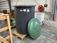 Druppel slangen met ton - afbeelding 1 van  5