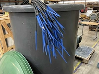 Druppel slangen met ton - afbeelding 2 van  5