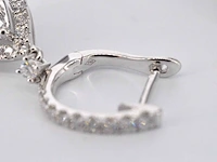Druppelvormige oorhangers met briljant geslepen diamanten - afbeelding 8 van  10