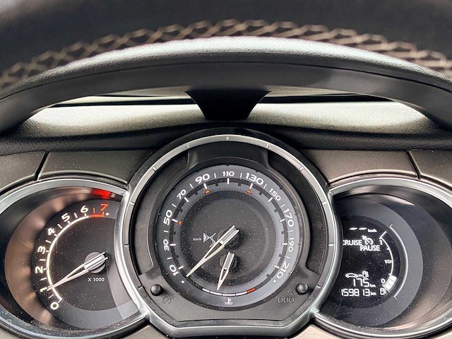 Ds - 2017 - 3 - 1.2 puretech so chic - ng-544-v - afbeelding 2 van  17