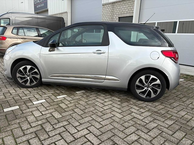 Ds - 2018 - 3 - 1.2 puretech so chic - personenauto - afbeelding 2 van  26
