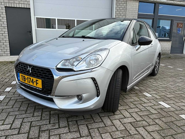 Ds - 2018 - 3 - 1.2 puretech so chic - personenauto - afbeelding 1 van  26