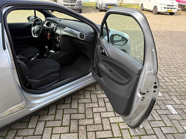 Ds - 2018 - 3 - 1.2 puretech so chic - personenauto - afbeelding 14 van  26