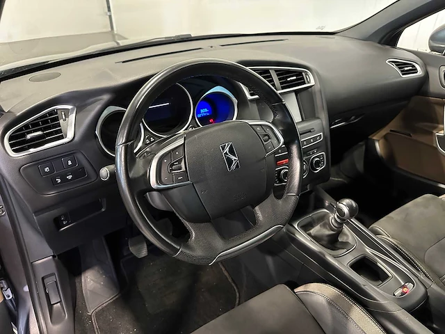 Ds 4 crossback 1.2 puretech bns l-907-nh - afbeelding 18 van  18