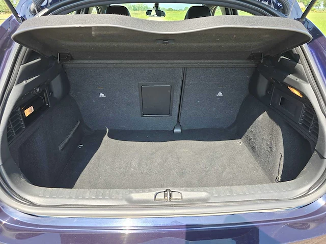 Ds 4 crossback 1.2 puretech business, zn-452-p - afbeelding 30 van  34