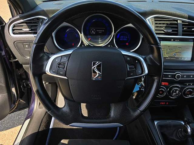 Ds 4 crossback 1.2 puretech business, zn-452-p - afbeelding 14 van  34