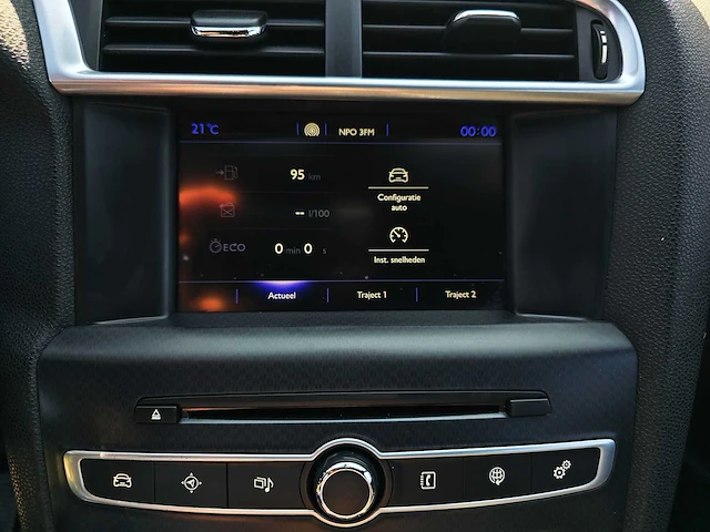 Ds 4 crossback 1.2 puretech business, zn-452-p - afbeelding 22 van  34