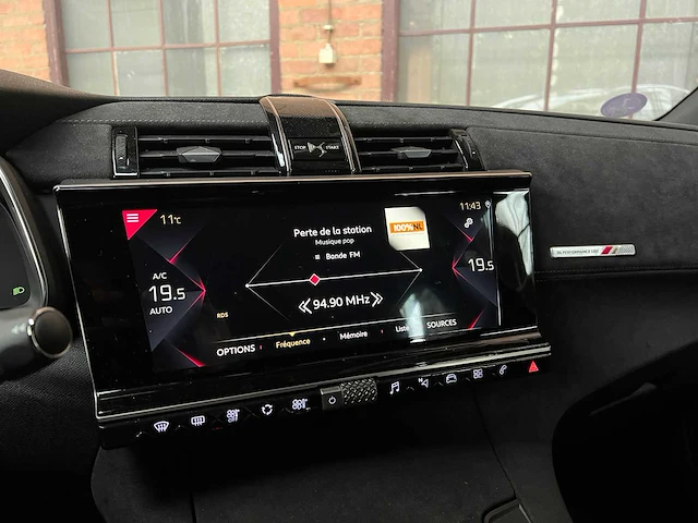 Ds 7 crossback 1.2 puretech performance line 96kw 2019 - afbeelding 28 van  49