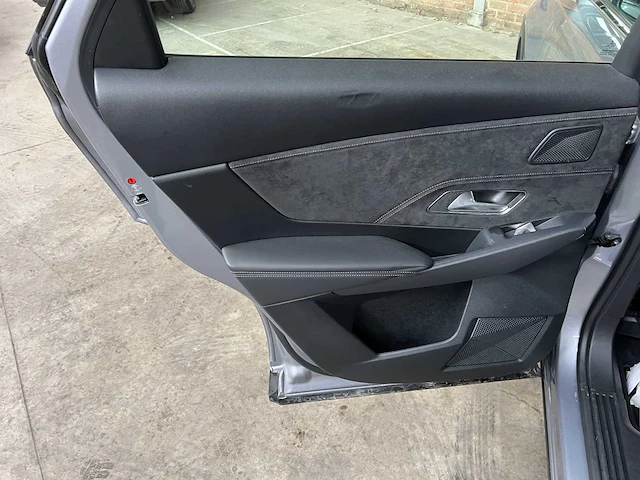 Ds 7 crossback 1.2 puretech performance line 96kw 2019 - afbeelding 32 van  49