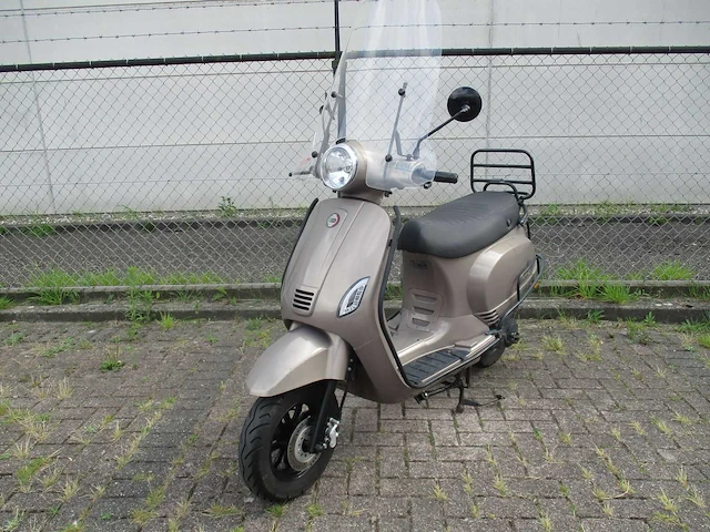 Dts - bromscooter - milano riva - scooter - afbeelding 4 van  11
