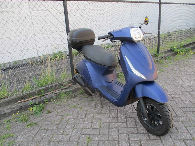 Dts - bromscooter - savano injectie - scooter - afbeelding 7 van  11