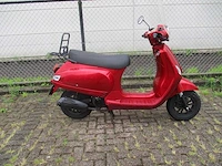 Dts - snorscooter - milano riva - scooter - afbeelding 5 van  9