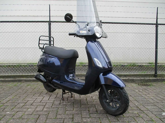 Dts - snorscooter - milano riva injectie - scooter - afbeelding 8 van  11