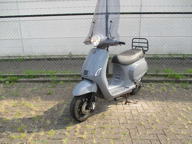 Dts - snorscooter - milano riva injectie - scooter - afbeelding 4 van  11