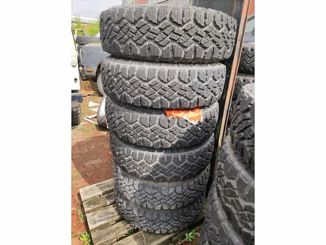 Dually - 16 inch 8x165,1 - velg (6x) - afbeelding 2 van  5
