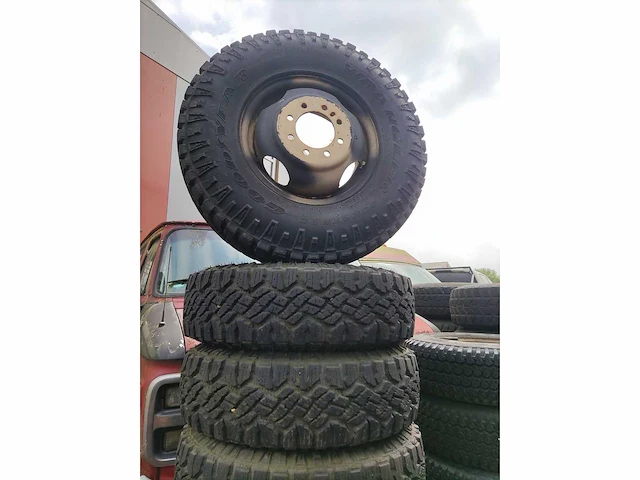 Dually - 16 inch 8x165,1 - velg (6x) - afbeelding 1 van  5