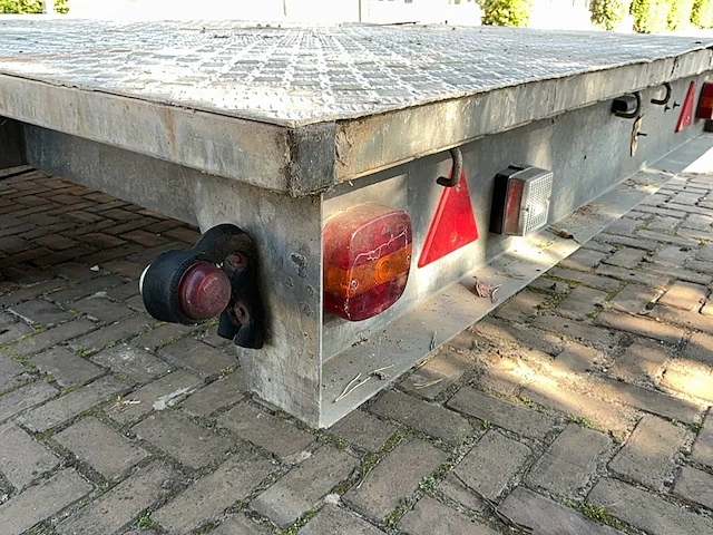 Dubbel asser aanhangwagen - afbeelding 4 van  17